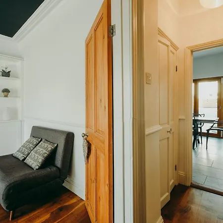 St Vincent 3 Bedroom Appartement *