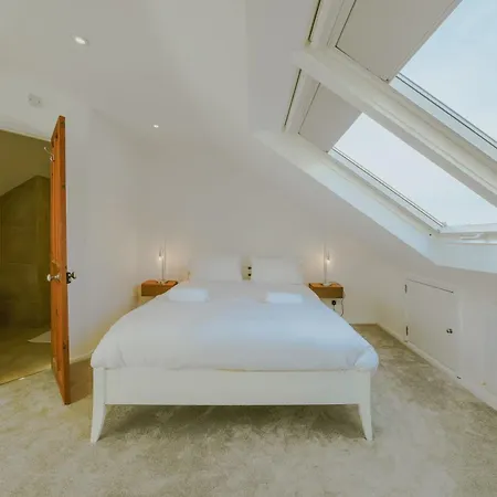 St Vincent 3 Bedroom