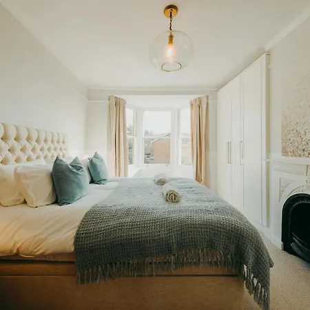 St Vincent 3 Bedroom *